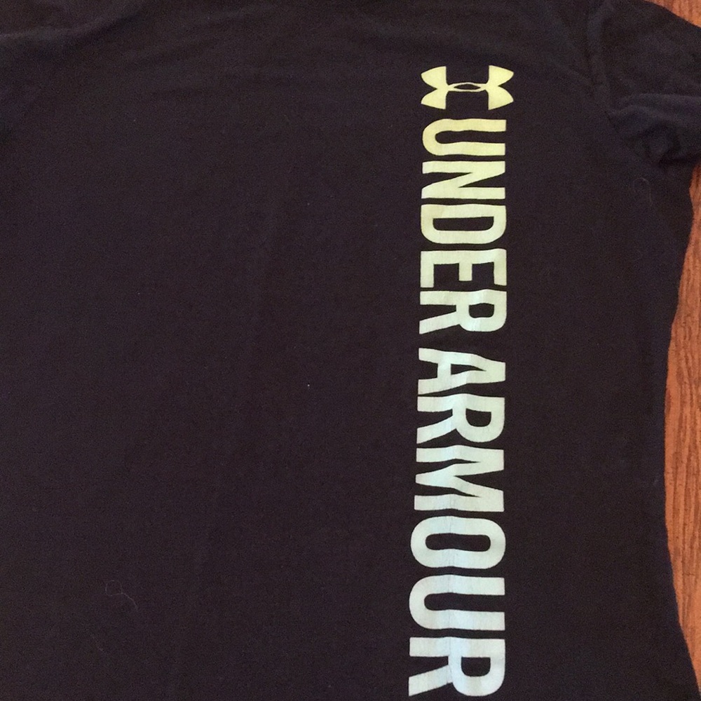 Under armour black medium T-shirt